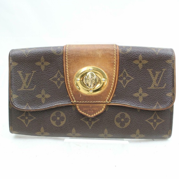 Louis Vuitton Handbags - 💯 Auth Louis Vuitton  Boetie Clutch/ Long Wallet